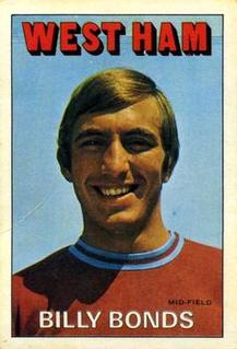 1972 A&BC Red Backs #4 Billy Bonds Front
