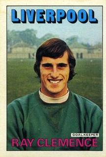 1972 A&BC Red Backs #30 Ray Clemence Front