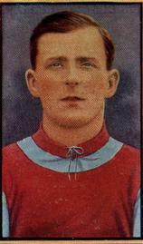 1922 Sport and Adventure Famous Footballers #7 Jerry Dawson Front