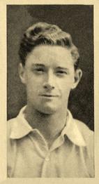1923 R. & J. Hill Sunripe Cigarettes Famous Footballers #24 George Wilson Front