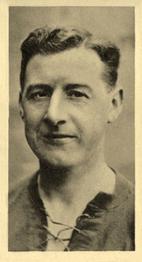 1923 R. & J. Hill Sunripe Cigarettes Famous Footballers #28 Alf Amos Front