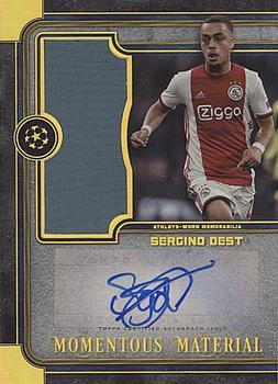 2019-20 Topps Museum Collection UEFA Champions League - Autograph Jumbo Relics Gold #AJR-SD Sergino Dest Front
