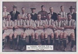 1928 Bucktrout & Co. Football Teams #27 Leeds United Front