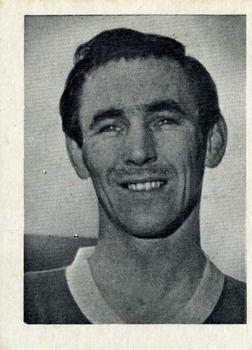 1966-67 A&BC Footballers #90 Bobby Braithwaite Front