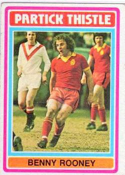 1976-77 Topps Footballers (Scottish, Red backs) #114 Benny Rooney Front