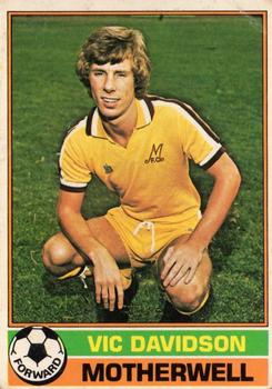 1977-78 Topps Footballers (Scottish, Yellow backs) #39 Vic Davidson Front
