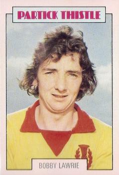 1973-74 A&BC Footballers (Scottish, Red backs) #129 Bobby Lawrie Front