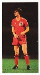 1981-82 Bassett & Co. Football #21 Terry Fenwick Front