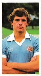 1981-82 Bassett & Co. Football #25 Nicky Reid Front