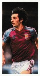 1981-82 Bassett & Co. Football #36 Alan Devonshire Front