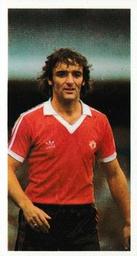 1981-82 Bassett & Co. Football #38 Lou Macari Front