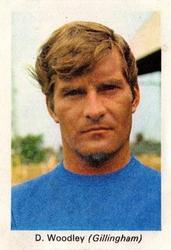 1969-70 IPC Magazines My Favorite Soccer Stars (Tiger) #29 Derek Woodley Front