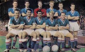 1963-64 D.C. Thomson / The Hornet International Cup Teams #NNO Chelsea F.C. Front