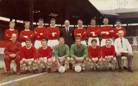 1963-64 D.C. Thomson / The Hornet International Cup Teams #NNO Manchester United F.C. Front