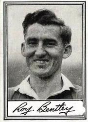 1953 Barratt & Co. Famous Footballers (A1) #21 Roy Bentley Front