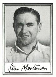 1954 Barratt & Co. Famous Footballers (A2) #29 Stan Mortensen Front
