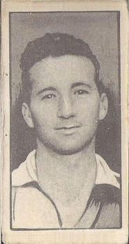 1950 Clifford Footballers #9 Aubrey Powell Front
