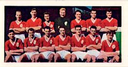 1957-58 Soccer Bubble Gum Soccer Teams Series 1 #17 Liverpool F.C. Front
