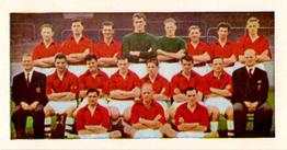 1957-58 Soccer Bubble Gum Soccer Teams Series 1 #43 Nottingham Forest F.C. Front