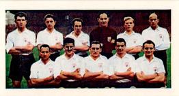 1957-58 Soccer Bubble Gum Soccer Teams Series 1 #44 Fulham F.C. Front