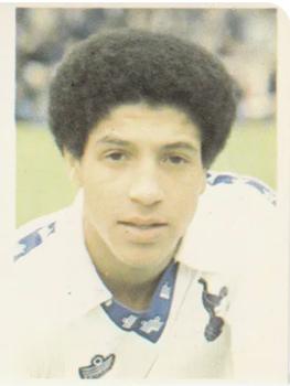 1980-81 Daily Star Football #272 Chris Hughton Front