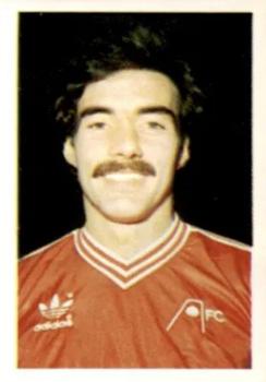 1980-81 Daily Star Football #375 Willie Miller Front