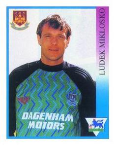 1993-94 Merlin's Premier League 94 Sticker Collection #434 Ludek Miklosko Front