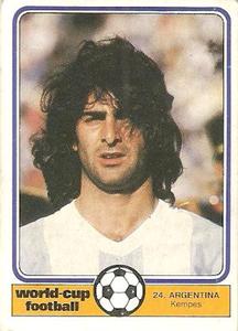 1982 Monty Gum World Cup Football #24 Mario Kempes Front