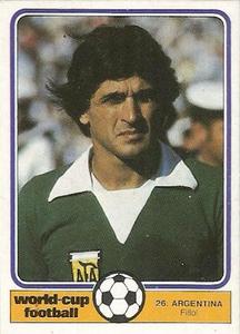 1982 Monty Gum World Cup Football #26 Ubaldo Fillol Front