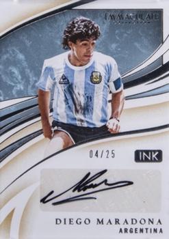 2020 Panini Immaculate Collection - Ink #I-DM Diego Maradona Front