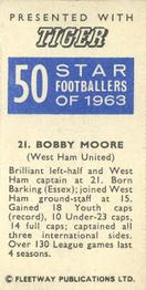 1963 Fleetway Ltd. 50 Star Footballers of 1963 #21 Bobby Moore Back