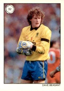 1989 Topps Saint & Greavsie All Star Football Collection #32 Dave Beasant Front