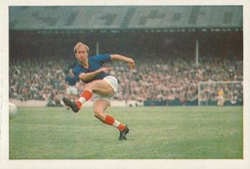 1988 Leaf - 100 Years of Soccer Stars #33 Bobby Charlton Front