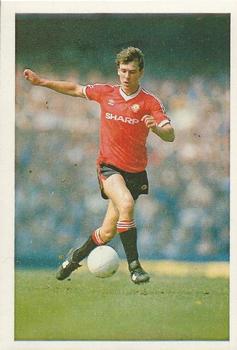 1988 Leaf - 100 Years of Soccer Stars #56 Bryan Robson Front