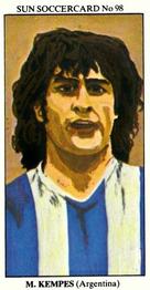 1978-79 The Sun Soccercards #98 Mario Kempes Front