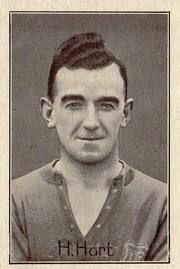 1926 Amalgamated Press English League (Div 1) Footer Captains #15 Hunter Hart Front