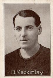 1926 Amalgamated Press English League (Div 1) Footer Captains #18 Donald McKinlay Front