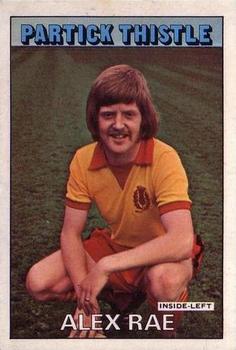 1972-73 A&BC Scottish Footballers (Orange/Blue Back) #61 Alex Rae Front