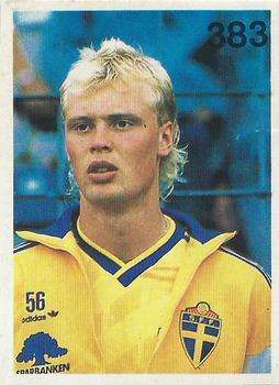 1990 Reyauca Campeonato Mundiales de Futbol #383 Klas Ingesson Front