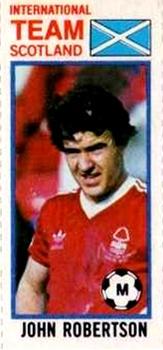 1980-81 Topps Footballer (Pink Back) - Singles #158 John Robertson Front
