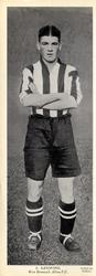 1932 Topical Times Footballers #NNO Teddy Sandford Front