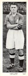 1938-39 Topical Times Footballers #NNO Sammy Armes Front