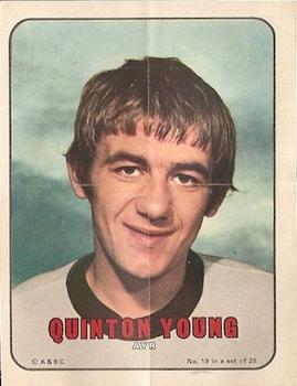 1970 A&BC Footballers pin-ups (Scottish) #19 Quinton Young Front