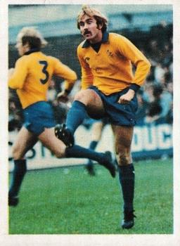 1976-77 Panini Football 77 (UK) #97 Steve Seargeant Front