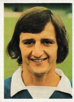 1976-77 Panini Football 77 (UK) #112 Roger Osborne Front
