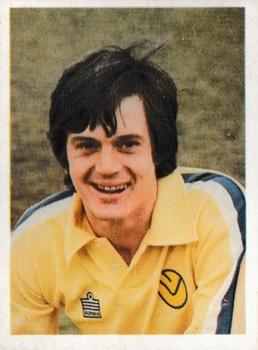 1976-77 Panini Football 77 (UK) #121 Duncan McKenzie Front