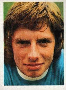 1976-77 Panini Football 77 (UK) #157 Willie Donachie Front