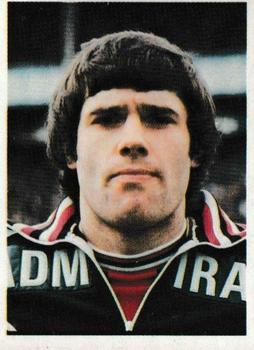 1976-77 Panini Football 77 (UK) #246 Chris Guthrie Front