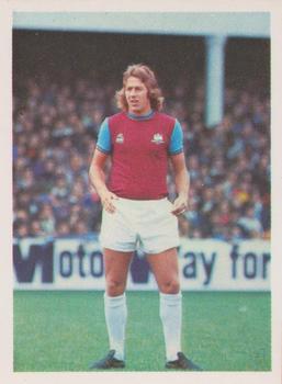 1976-77 Panini Football 77 (UK) #285 Tommy Taylor Front