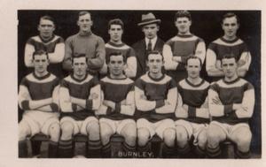 1922-23 Pluck Famous Football Teams #4 Burnley Front